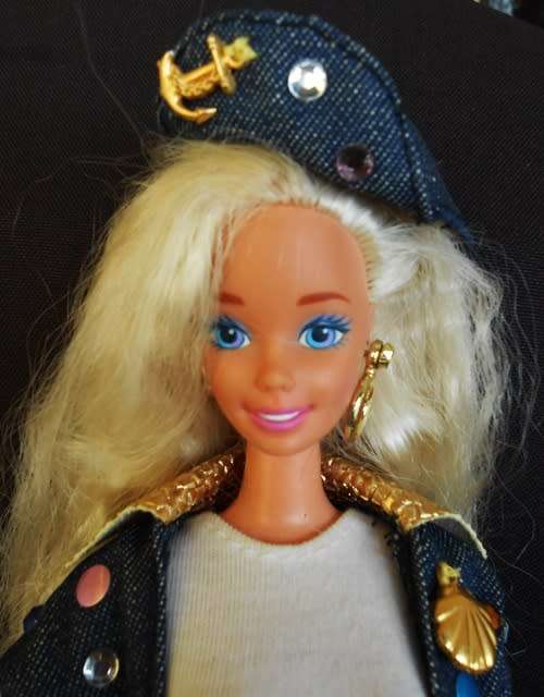 Barbie doll 1994 Super Talk  Barbie original clothes new batteries speaks German