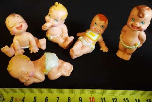 Vintage magic diaper babies  5 different  babies  set E
