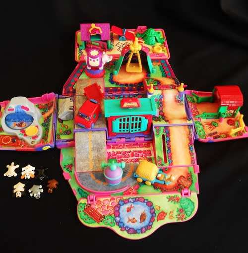 Vintage Pound Puppies Van Bus Circus Playground With 6 Puppies Play Set 1995 EUC