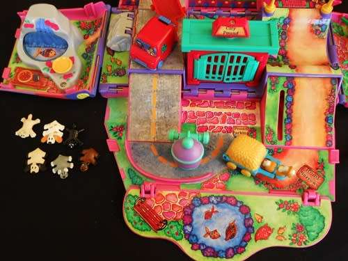 Vintage Pound Puppies Van Bus Circus Playground With 6 Puppies Play Set 1995 EUC
