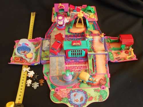 Vintage Pound Puppies Van Bus Circus Playground With 6 Puppies Play Set 1995 EUC