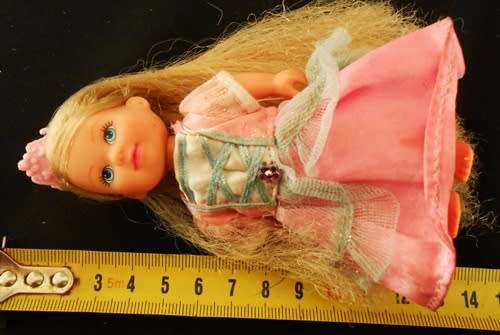 Collectable small doll Evi Love By Simba in princess dress