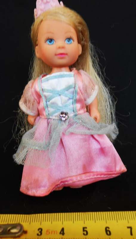 Collectable small doll Evi Love By Simba in princess dress