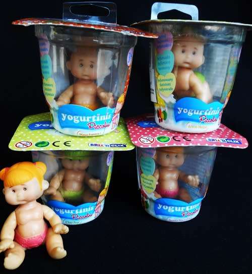 Collectable small dolls Yogurtinis Piccolini with diaper in yogurt tub 4 Dolls set 3