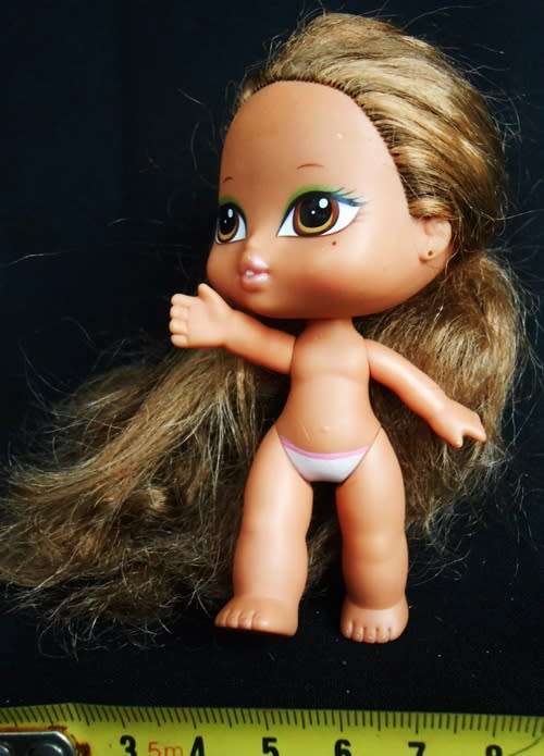 Collectable MGA Bratz Babyz Doll Yasmin hair Flair