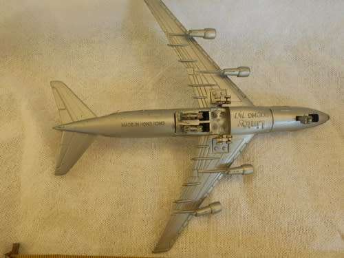 Collectible Vintage Lintoy Boeiing 747 SAA die cast plane made in Hong Kong