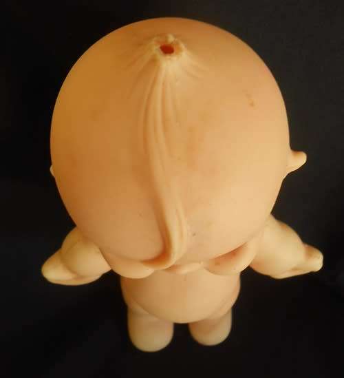 vintage Cameo Kewpie with wings