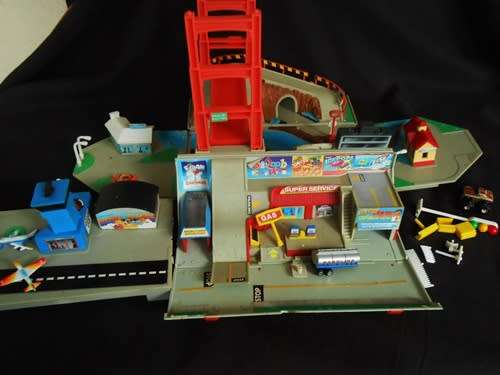 Vintage Micro Machines Super City Toolbox 1988 Galoob Playset NEAR COMPLETE