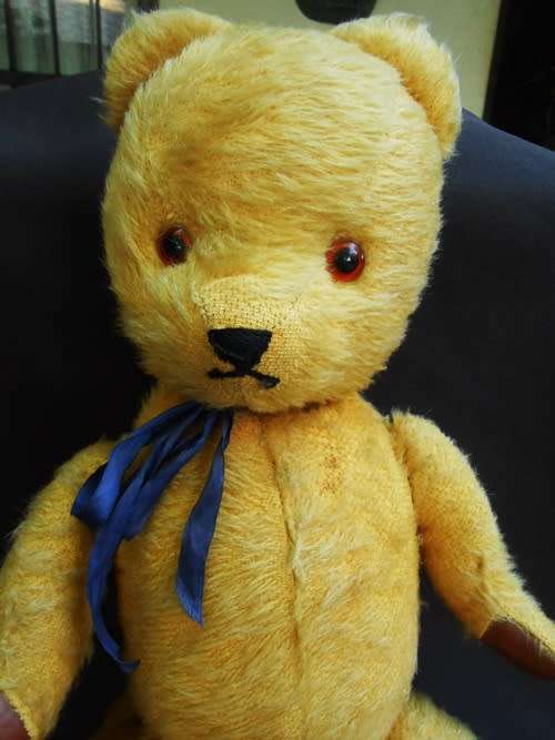 Vintage Golden Mohair Ark bear  44 cm bear 1 of 2