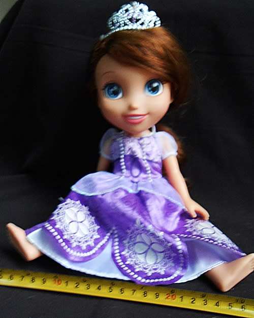Disney Princess Frozen Anna doll 13 inch original dress