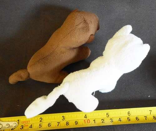 collectable Mcdonalds National Geographic Kids toys Eurasian Otter and Arctic fox