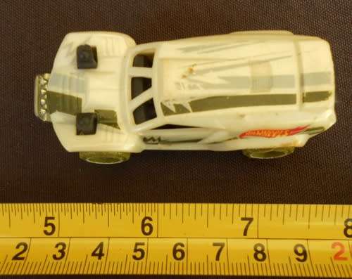 collectable B12- 2013 Mattel Hot Wheels Land Crusher 101