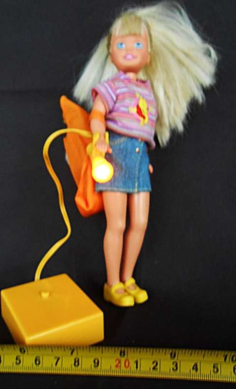 Barbie  Sister Stacie Doll Flashlight Fun with Winnie the Pooh Disney