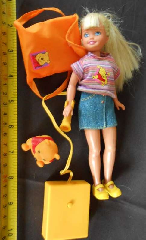 Barbie  Sister Stacie Doll Flashlight Fun with Winnie the Pooh Disney
