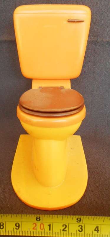 collectable vintage Sindy Pedigree Toilet Collectors item From 1970 s
