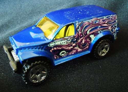 HOT WHEELS 2002: POWER PANEL. MMC. KRAKEN. BLUE TRUCK. B48, THAILAND. 1/64