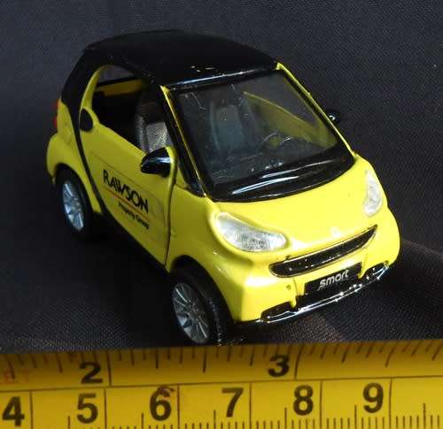 1:32 Scale maisto smart fortwo pull back SmartCar micro diecast model car toy
