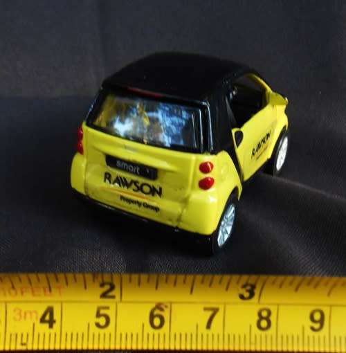 1:32 Scale maisto smart fortwo pull back SmartCar micro diecast model car toy