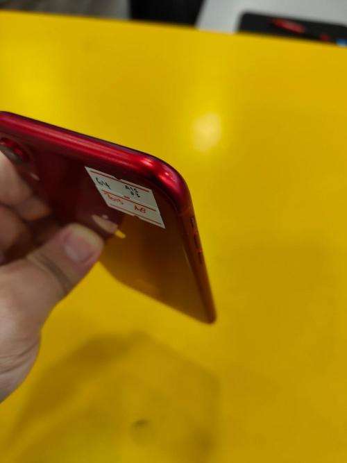 Apple IPhone XR 64GB RED