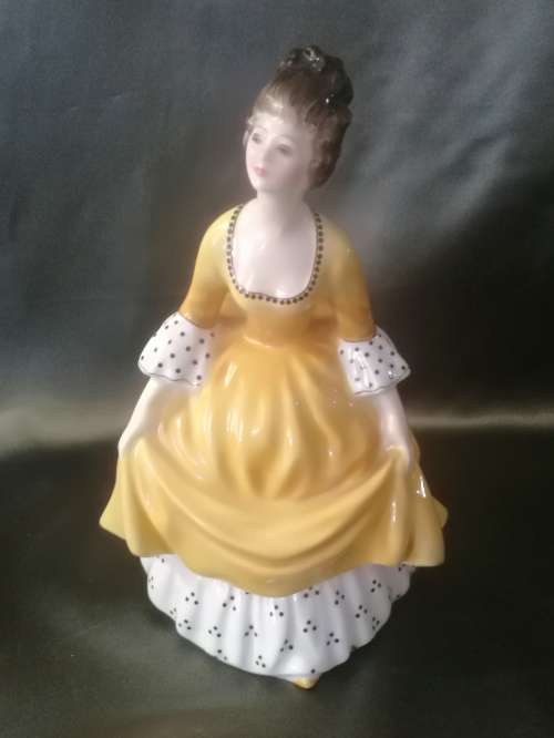 Royal Doulton Figurine `Coralie`