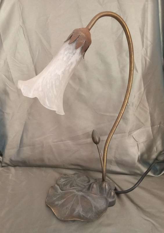 lily lamp
