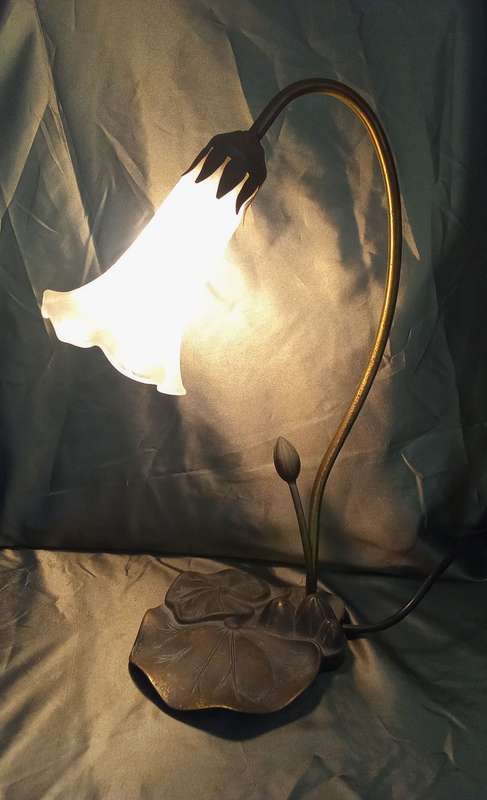 lily lamp