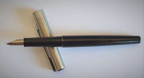 Parker Jotter Fountain Pen. New Old Stock. In Box Brand New. Free black ink cartridge!
