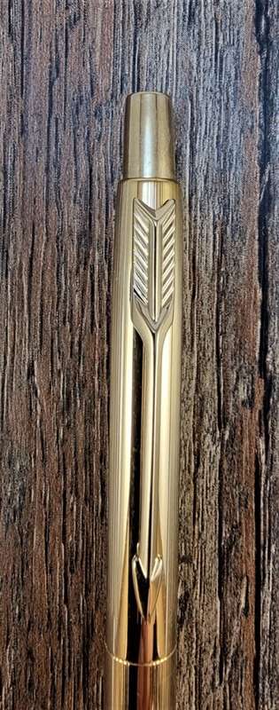 Vintage Pen Sale #10. Gold Parker Classic Ballpoint Pen.