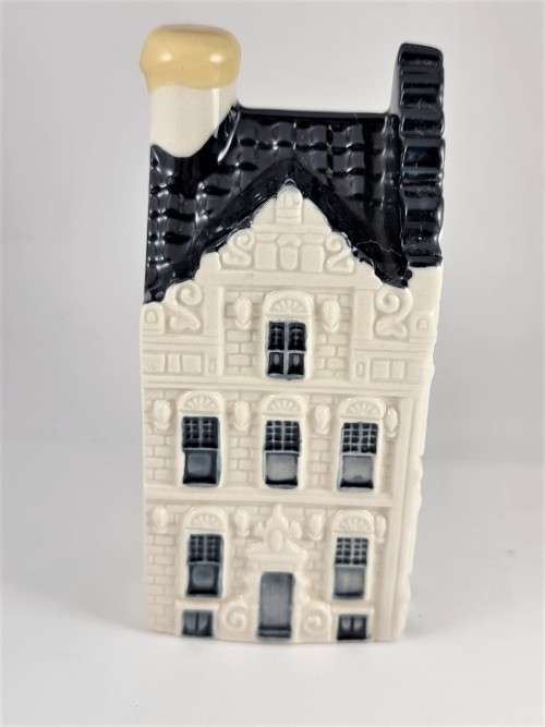 KLM Houses Sale #3. House No 81. The Gold Office. Sealed. Excellent Condition
