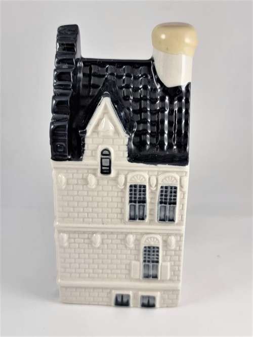 KLM Houses Sale #3. House No 81. The Gold Office. Sealed. Excellent Condition