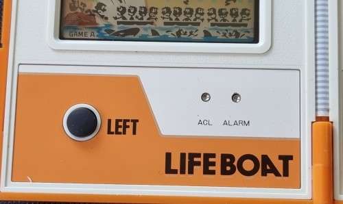 Nintendo Game and watch. Lifeboat. Multiscreen. Very Good Condition.