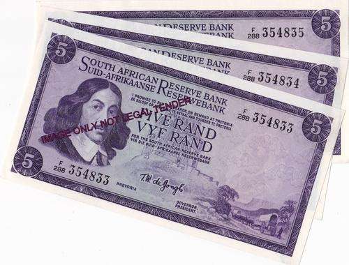 TW DE JONGH 3RD ISSUE 3 X R5 UNC. BID PER NOTE TO TAKE ALL.