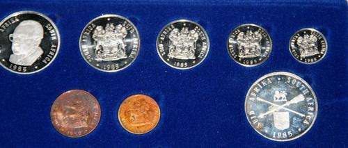 1985 Proofset in Original SAM Box.. With special edition R1 coin.
