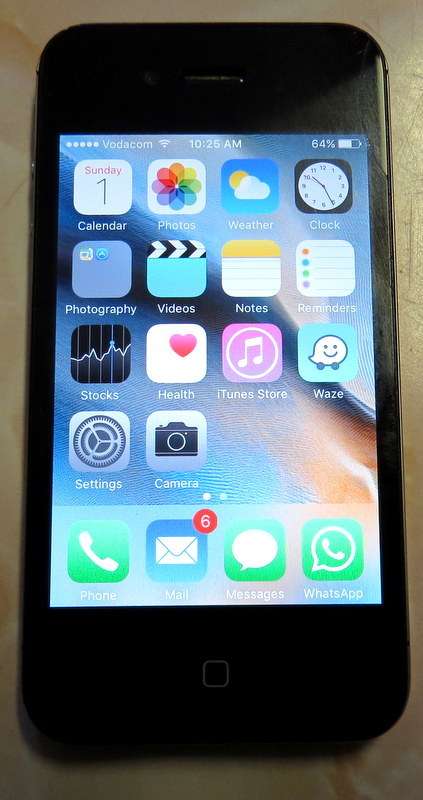 Apple iPhone 4s 32 gb No reserve!!