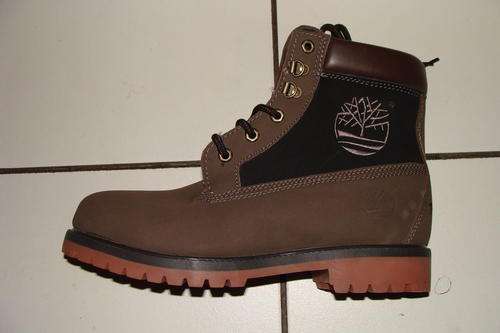 Timberland Boots brand new never used at all Size 9