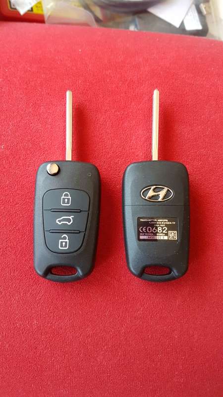 HYUNDAI iX35 3 Button Full Remote Key, 433Mhz ID46 Chip, i20 i30, New, R499 each