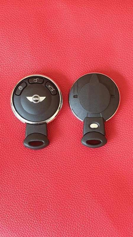 Mini 3 Button Smart Remote Key Shell, Brand new, R200 each