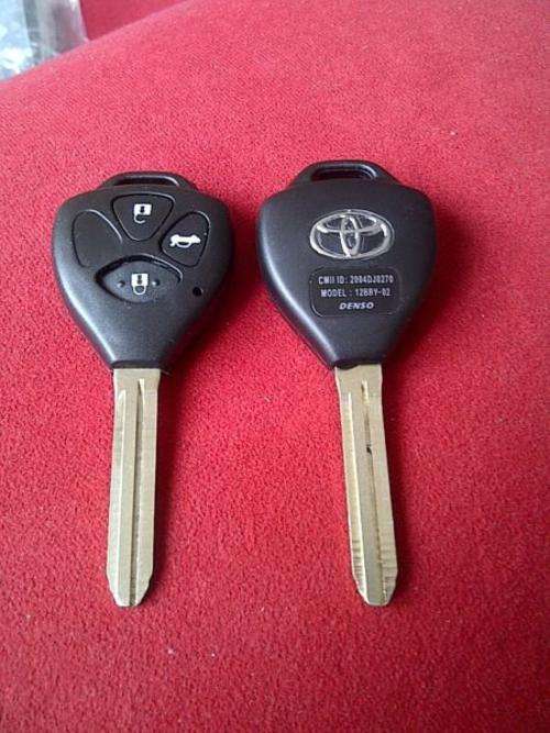 Toyota Camry/Corolla 3 Button remote key case/shell/fob + toy43 blade, R90