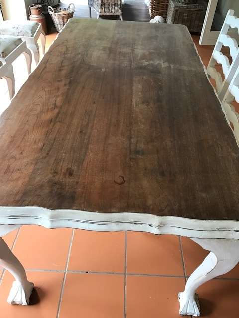 Techniqued 6 seater table and 6 chairs