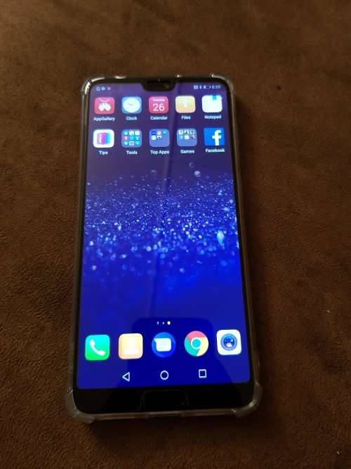 Huawei p20 pro in brand new condition not 6gig ram,128 gig storage,40 megapixel camera,8.1 Oreo op