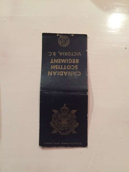 Matches Matchbox Match Book Military WW2 era Canadian Scottish Regiment logo - 1940s