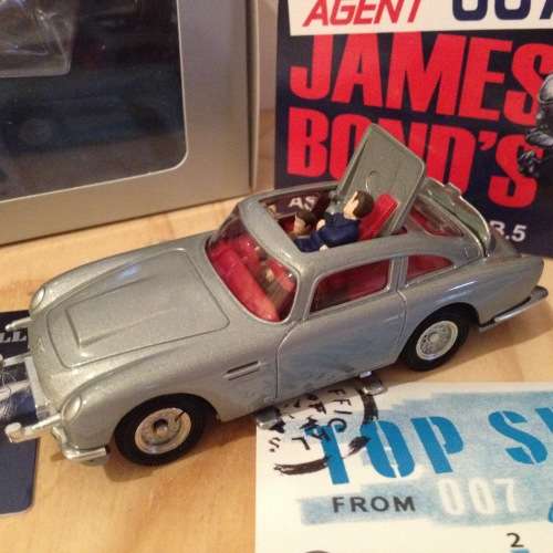 Corgi 04206s 50th anniversary THUNDERBALL James Bond 007 silver Aston Martin DB5 2015 Corgi Toys