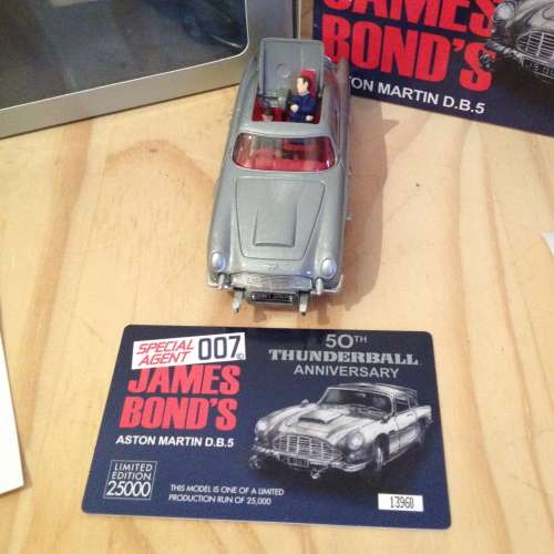 Corgi 04206s 50th anniversary THUNDERBALL James Bond 007 silver Aston Martin DB5 2015 Corgi Toys