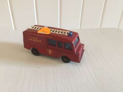 Lesney Matchbox no 57 LAND ROVER Fire Truck 1960s