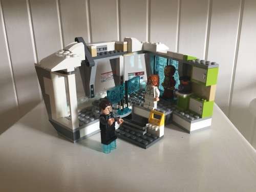 LEGO 76007 Marvel IRON MAN 3 MOVIE Malibu Mansion Attack - with box
