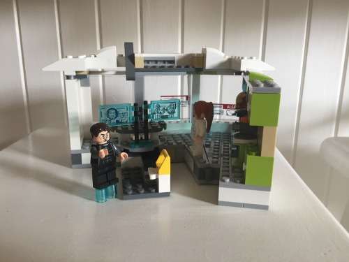 LEGO 76007 Marvel IRON MAN 3 MOVIE Malibu Mansion Attack - with box