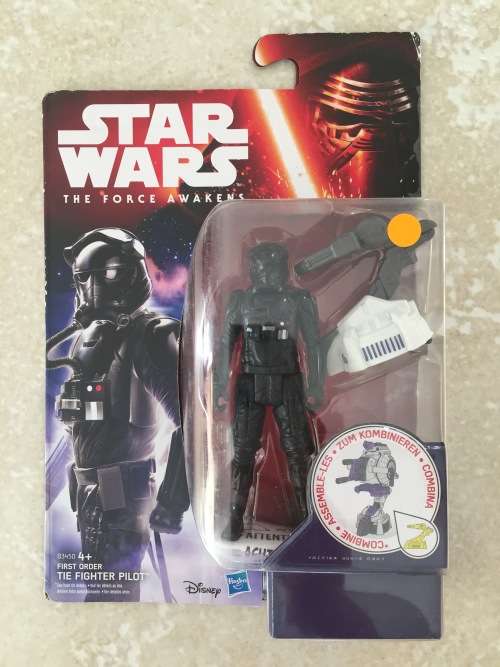 Star Wars Episode 7 Force Awakens TIE FIGHTER PILOT - mint on sealed card