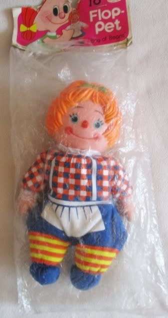 Vintage 1970s Raggedy Anne Doll Fun World - mint in original packet