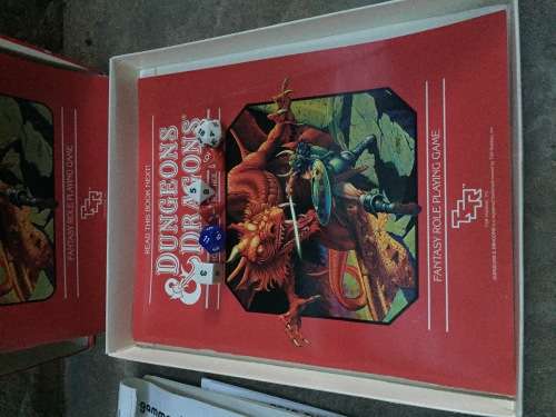 Vintage DUNGEONS and DRAGONS Game 1988 SET 1 Basic Rules boxset - near mint in box