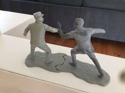 JAMES BOND GOLDFINGER movie 007 and Oddjob figures model kit 1 in 12 scale AIRFIX models 1998